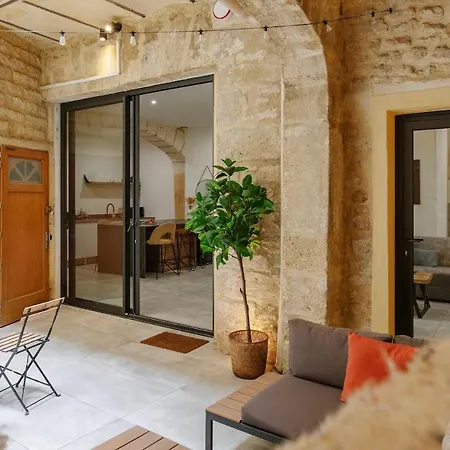公寓 L'ecrin De L'ecusson, Loft Avec Cour Interieure